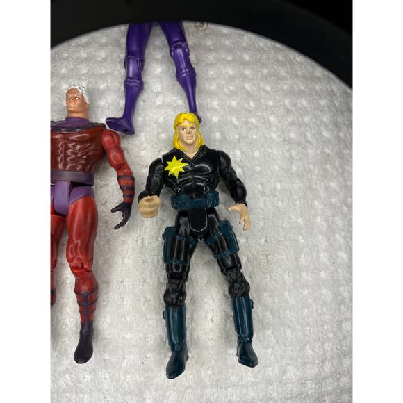 Lot of 3 Vintage X-Men Marvel Action Figures 5" - Picture 2 of 5
